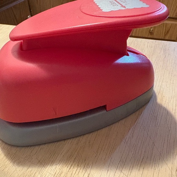 Recollections Craft Punch in Cream and Lavender Lot of 5 - Picture 3 of 5